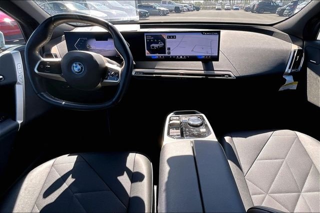 2025 BMW iX 50 - Photo 14