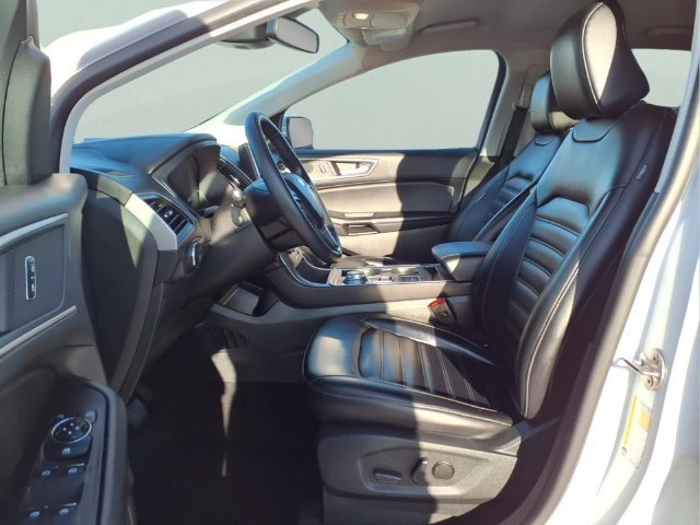 Used 2024  Ford SEL image 17