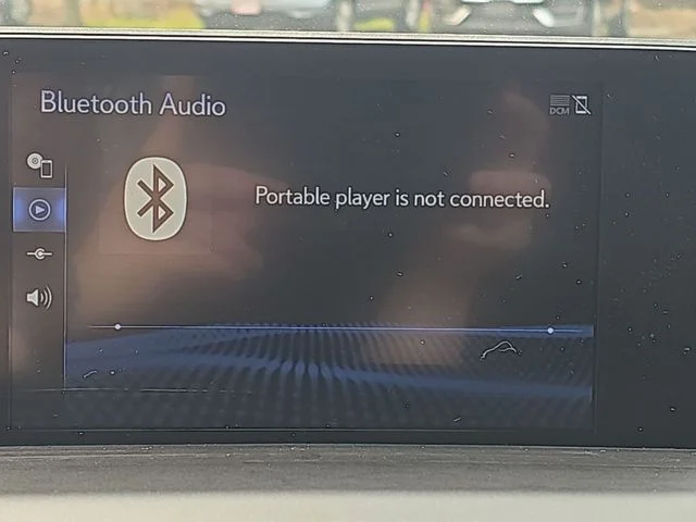 Used 2018 Silver Lexus 300 Base image 15
