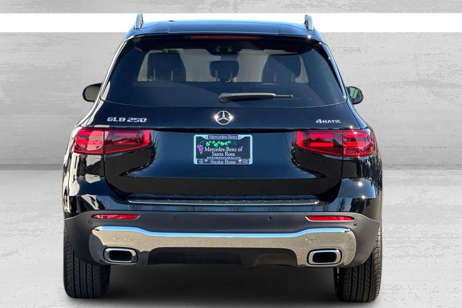 New 2026 Black Mercedes-Benz GLB 250 image 5