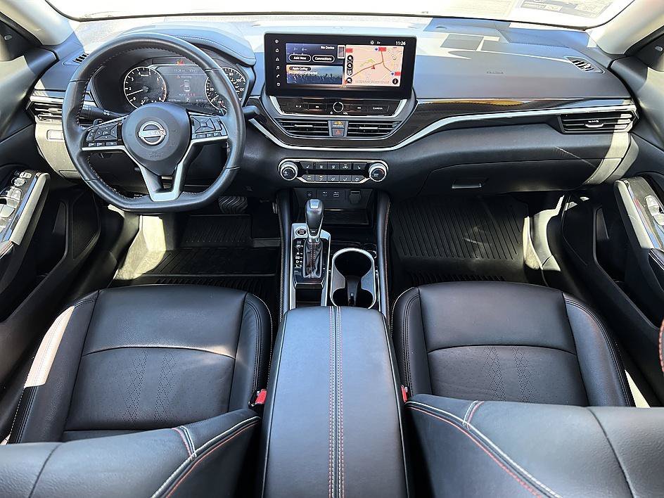 Used 2024 Pearl White Tricoat Nissan 2.5 SR image 18
