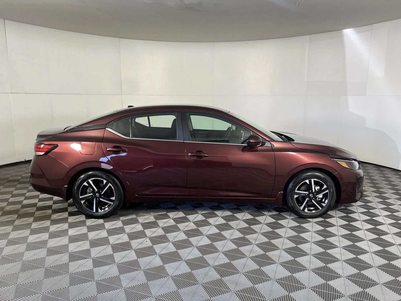 Used 2024 Rosewood Metallic Nissan SV image 11