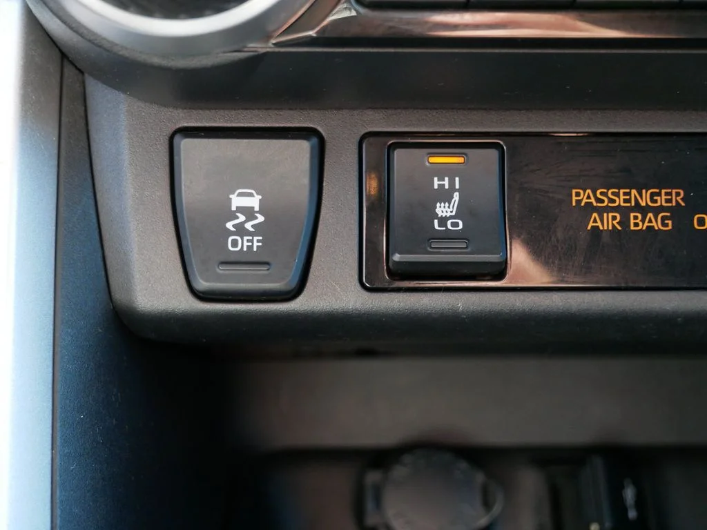 Certified Used 2021 Blue Toyota XLE image 20