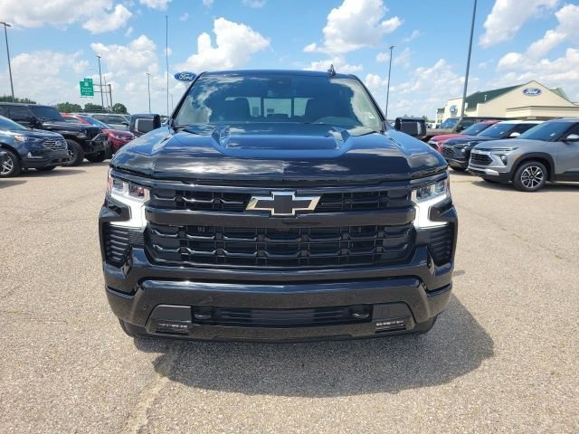 New 2025 Black Chevrolet RST image 21