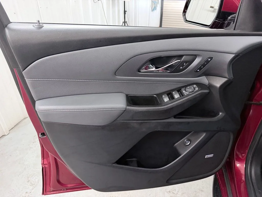 Used 2019 Red Tintcoat Chevrolet Premier image 12