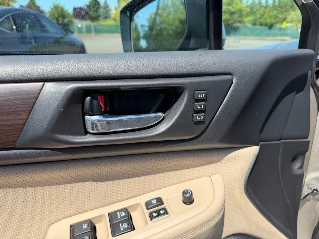 Used 2015 Tungsten Metallic Subaru 2.5i image 13