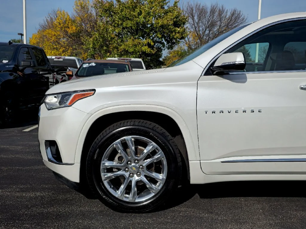 2019 Chevrolet Traverse High Country - Photo 38