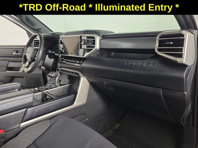 Used 2025 Ice Toyota SR5 image 31