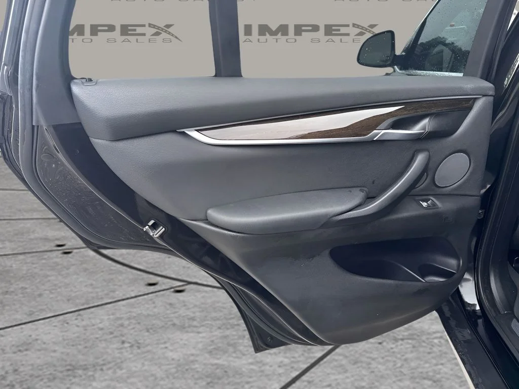 Used 2017 Black BMW xDrive35i image 10