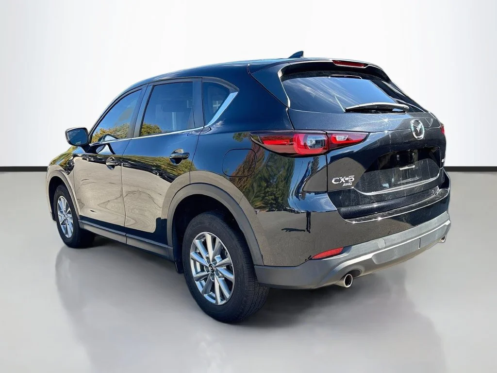 Certified Used 2023 Jet Black Mazda 2.5 S Select Package image 5
