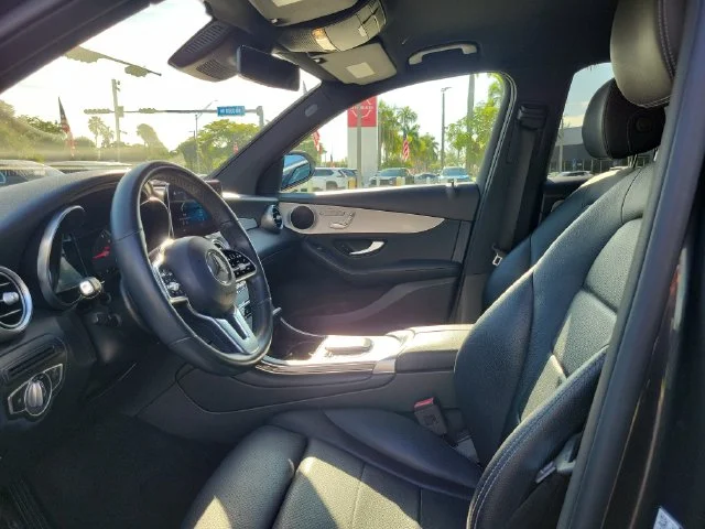 Used 2022 Black Mercedes-Benz GLC 300 image 15