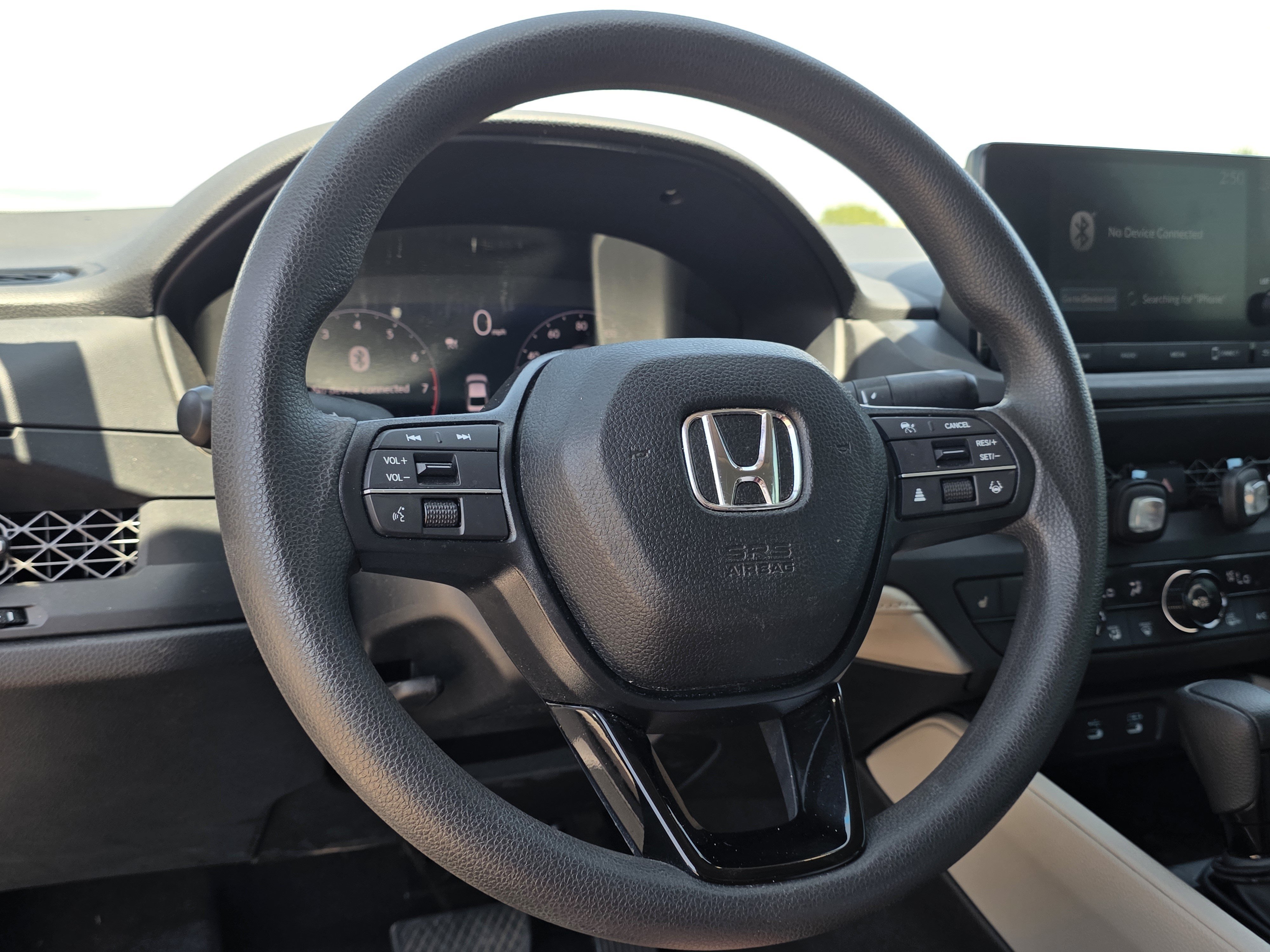 Used 2025 Urban Gray Pearl Honda SE image 13