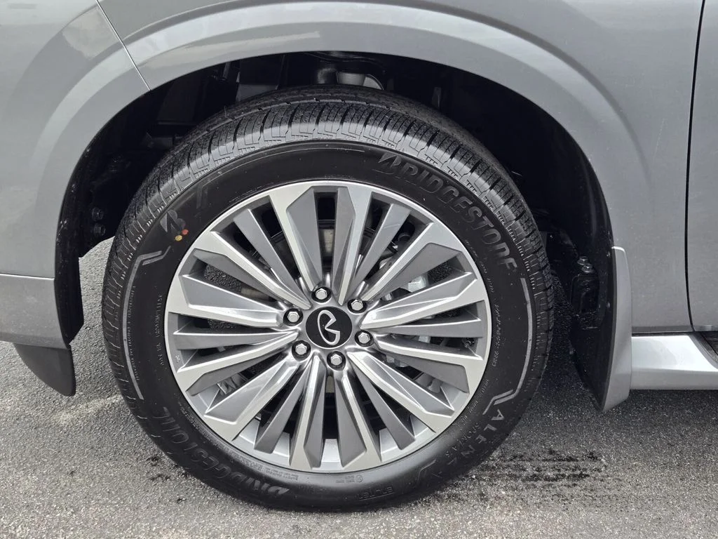 2026 INFINITI QX80 Luxe - Photo 11