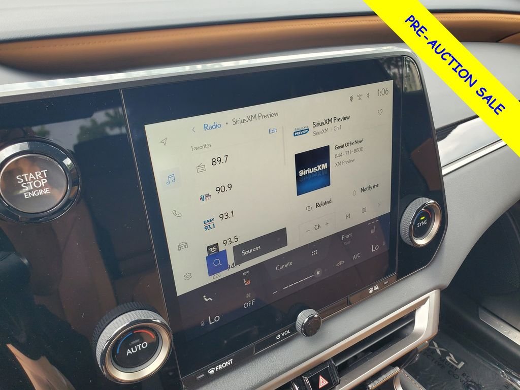 Used 2025 Green Lexus 350 image 27