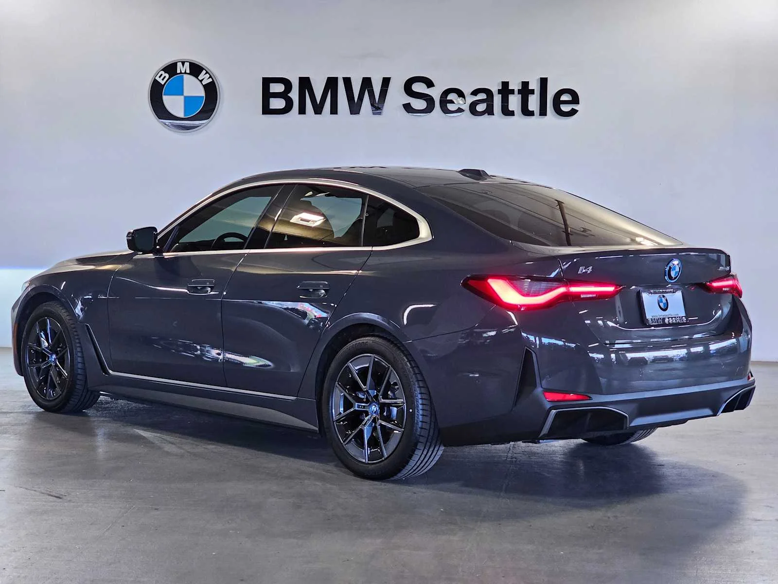 Certified Used 2023 Dravit Grey Metallic BMW eDrive35 image 4