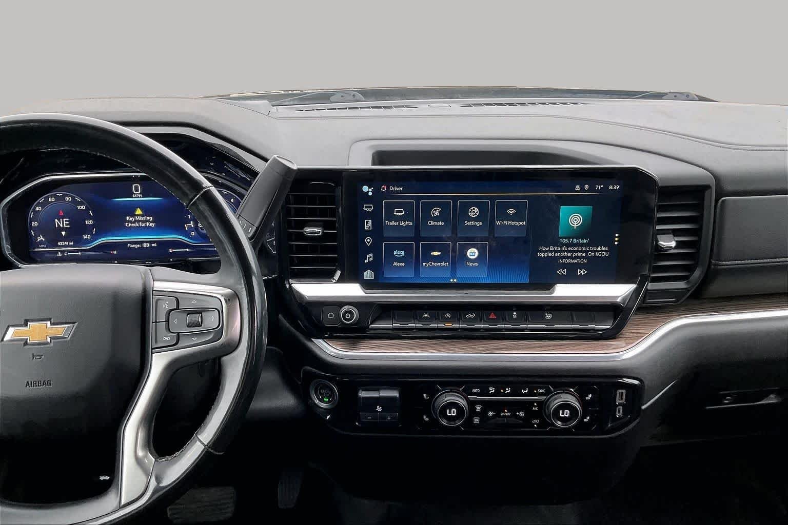 Used 2025 Black Chevrolet LT image 6