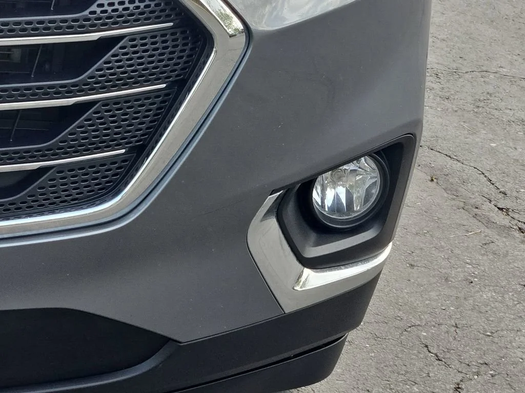 Used 2019 Satin Steel Metallic Chevrolet LT Cloth image 17