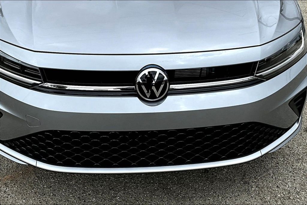 New 2026 Silver Volkswagen 1.5T SE image 31