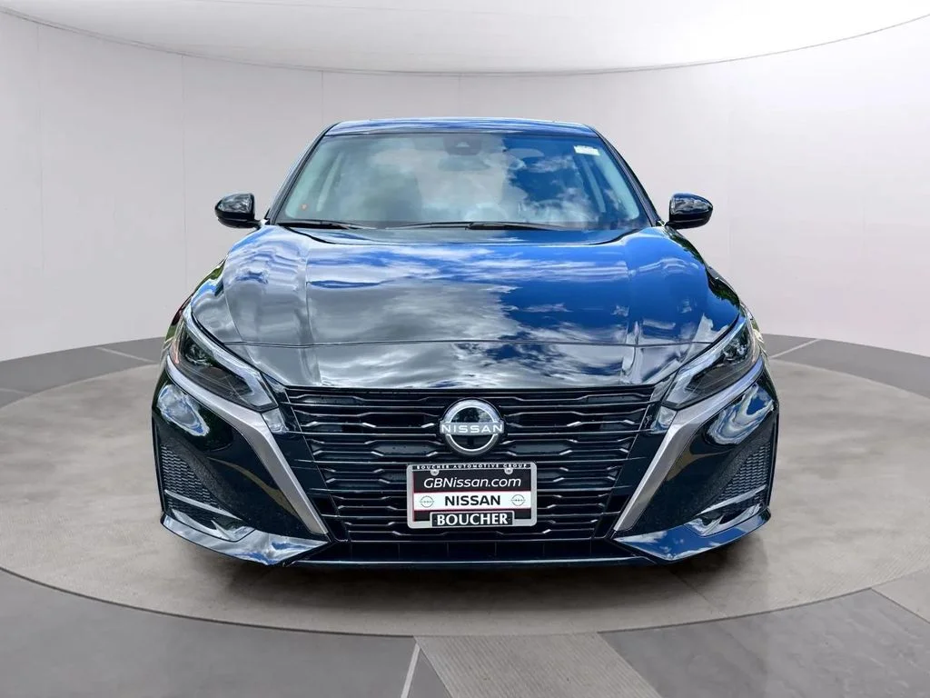 New 2026 Super Black Nissan SV image 8