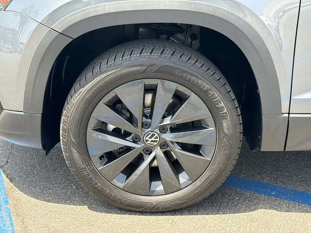 Certified Used 2023 Platinum Gray Metallic Volkswagen 1.5T S image 13