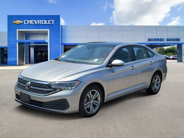 3VW7M7BU0RM003158