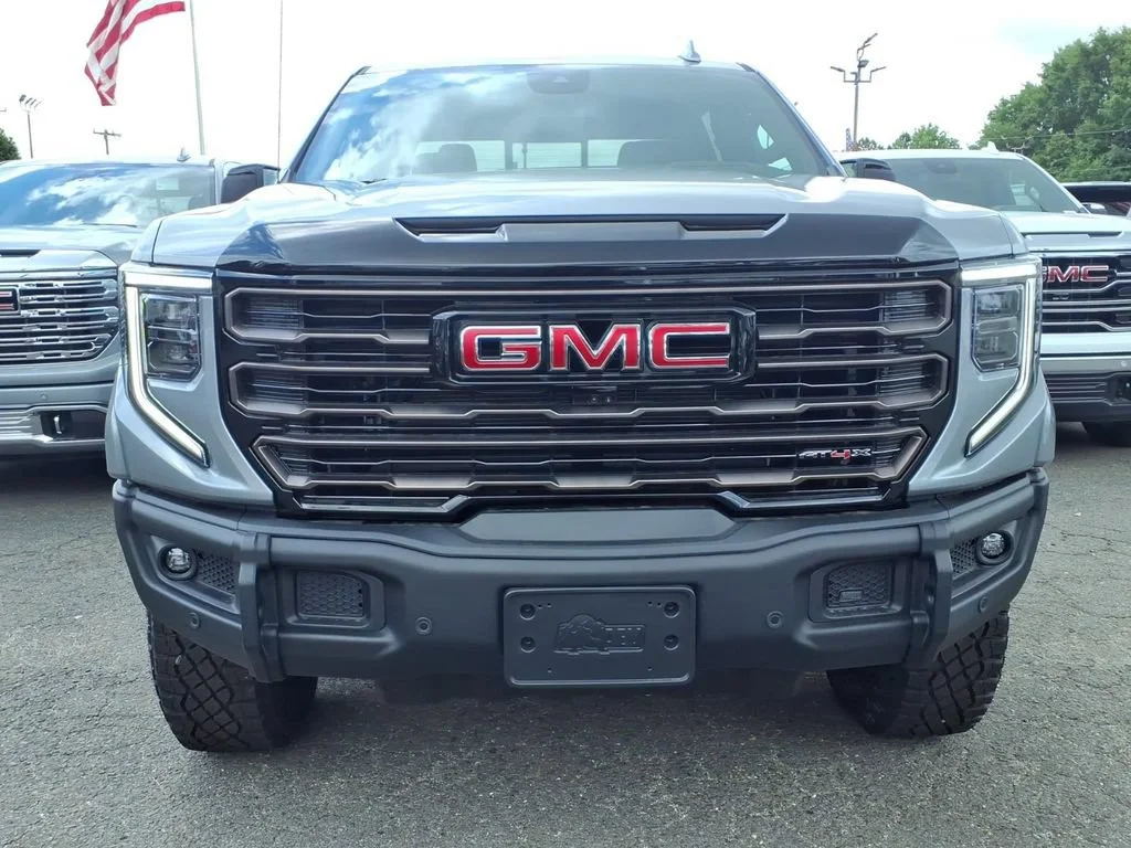 New 2026 Sterling Metallic GMC AT4X image 22