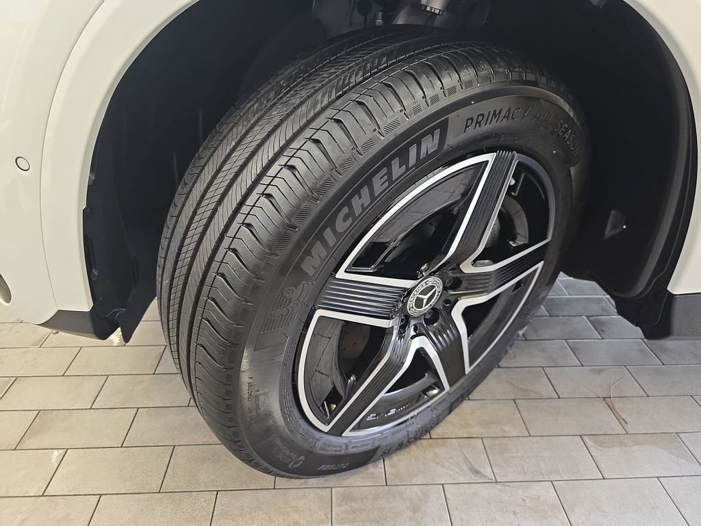 Certified Used 2026 White Mercedes-Benz GLC 300 image 36