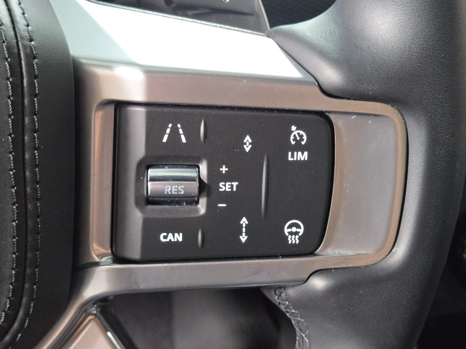 Used 2026 Eiger Gray Metallic Land Rover Gemini Edition image 27
