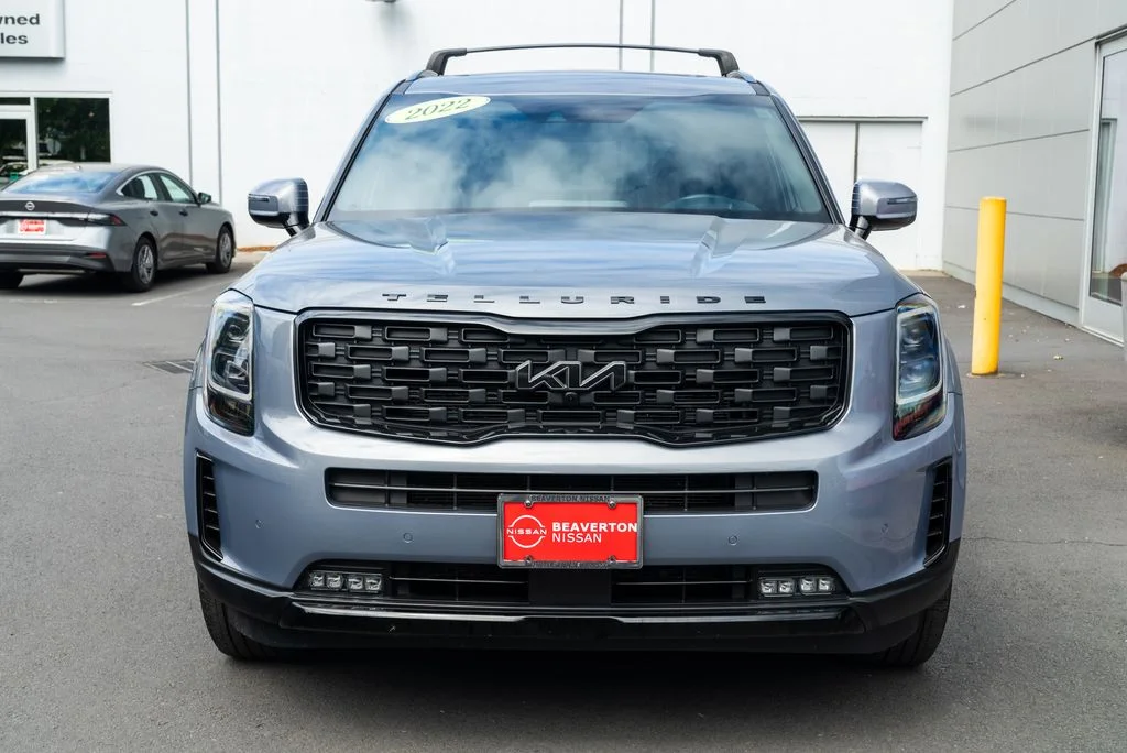 Used 2022 Silver Kia SX image 2