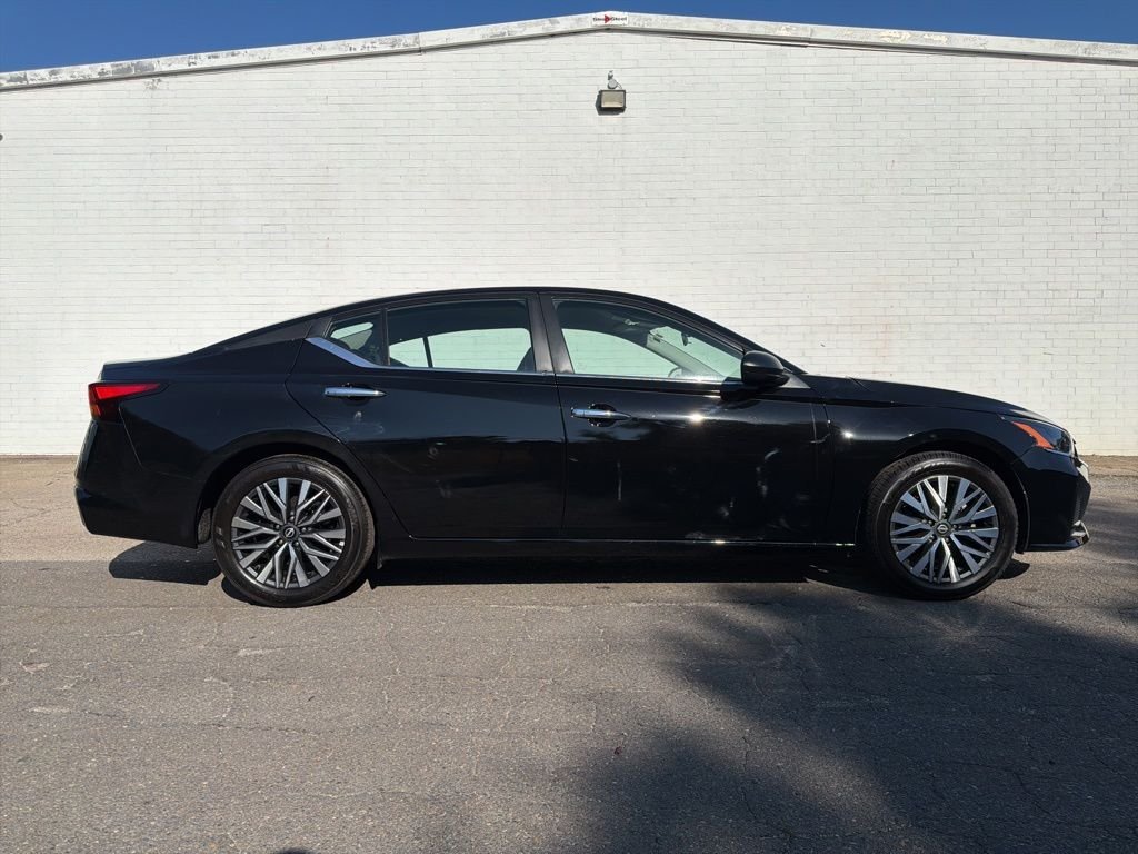 2025 Nissan Altima 2.5 SV's photo