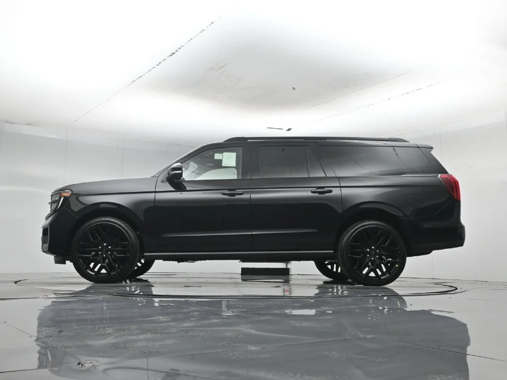 New 2027 Black Ford Platinum image 7
