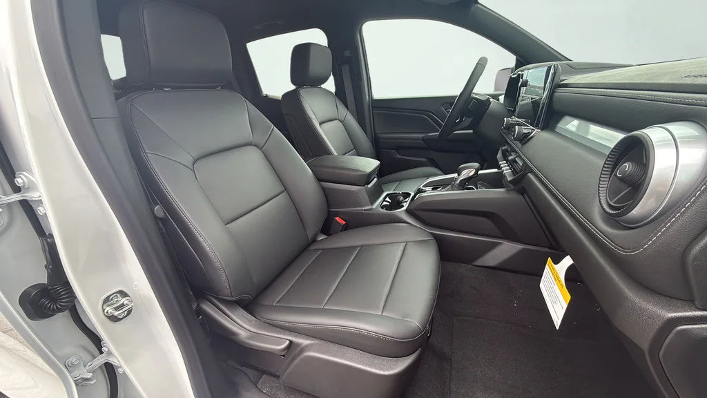 2026 Chevrolet Colorado LT - Photo 35