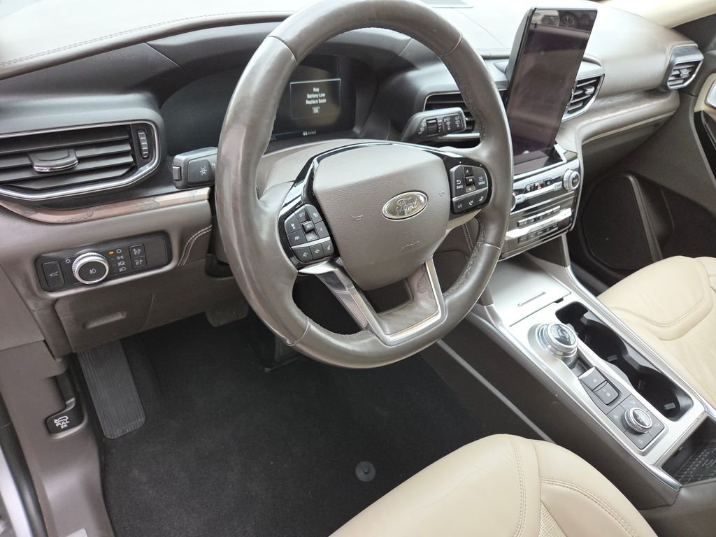 2022 Ford Explorer Platinum - Photo 18