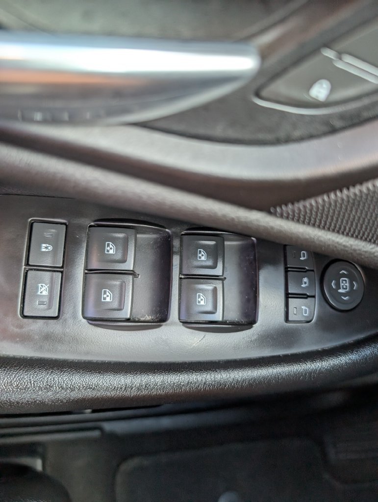 Used 2020 Black Cadillac Luxury image 38