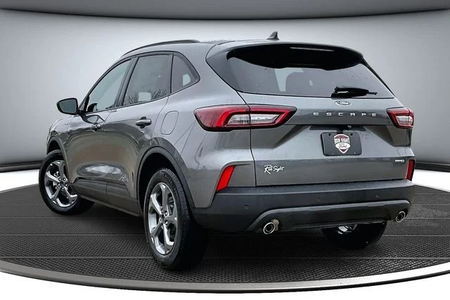 2026 Ford Escape ST-Line - Photo 3