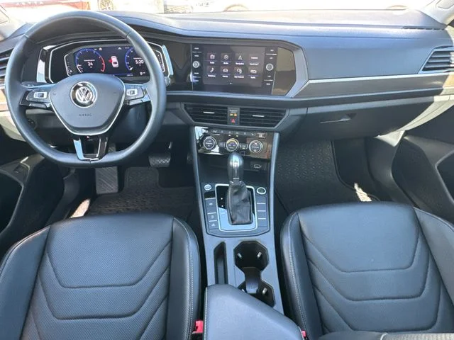 Used 2019 Gray Volkswagen SEL Premium image 22