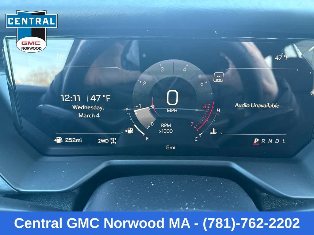 New 2026 Sterling Metallic GMC Elevation image 17