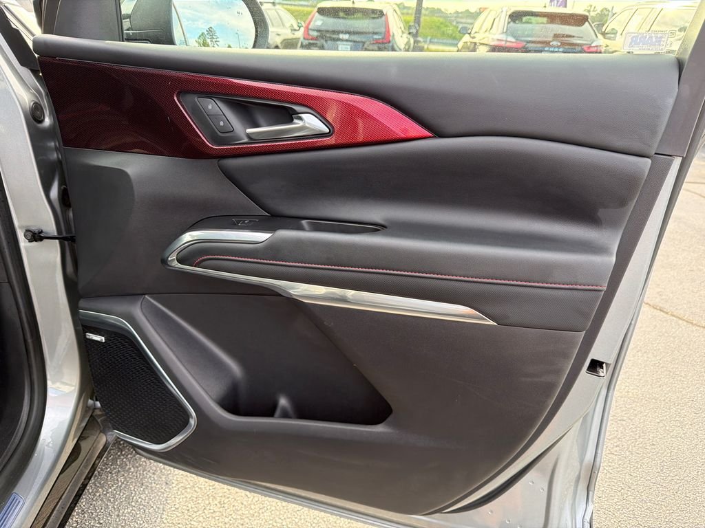2025 Chevrolet Traverse RS - Photo 14