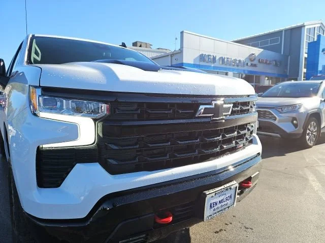 New 2026 Summit White Chevrolet LT Trail Boss image 4