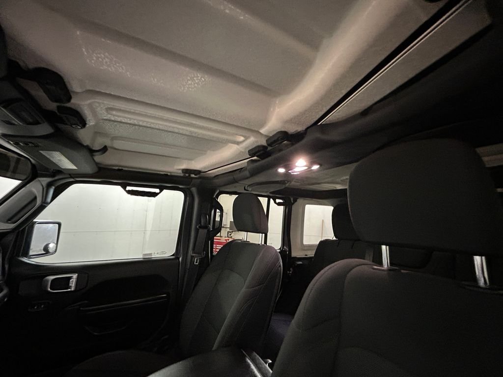 Used 2020 Gray Jeep Unlimited Sport S image 25