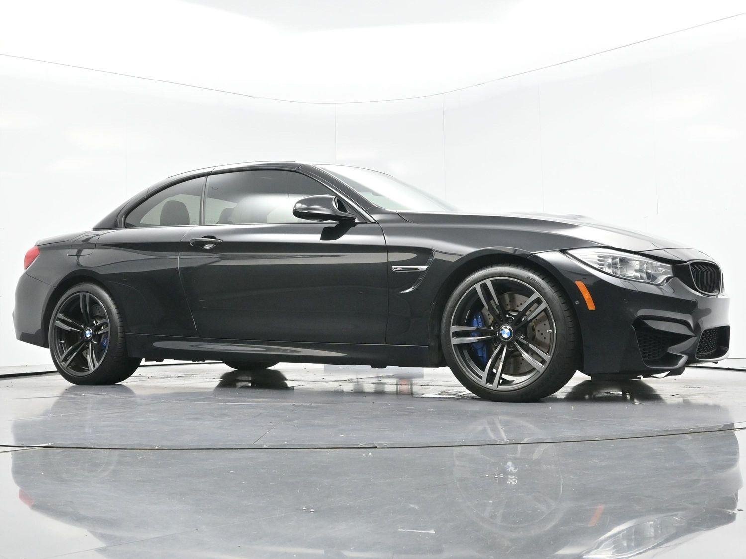 Used 2015 Black Sapphire Metallic BMW M4 image 43