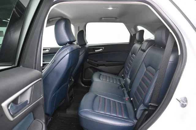Used 2024 Oxford White Ford SEL image 20