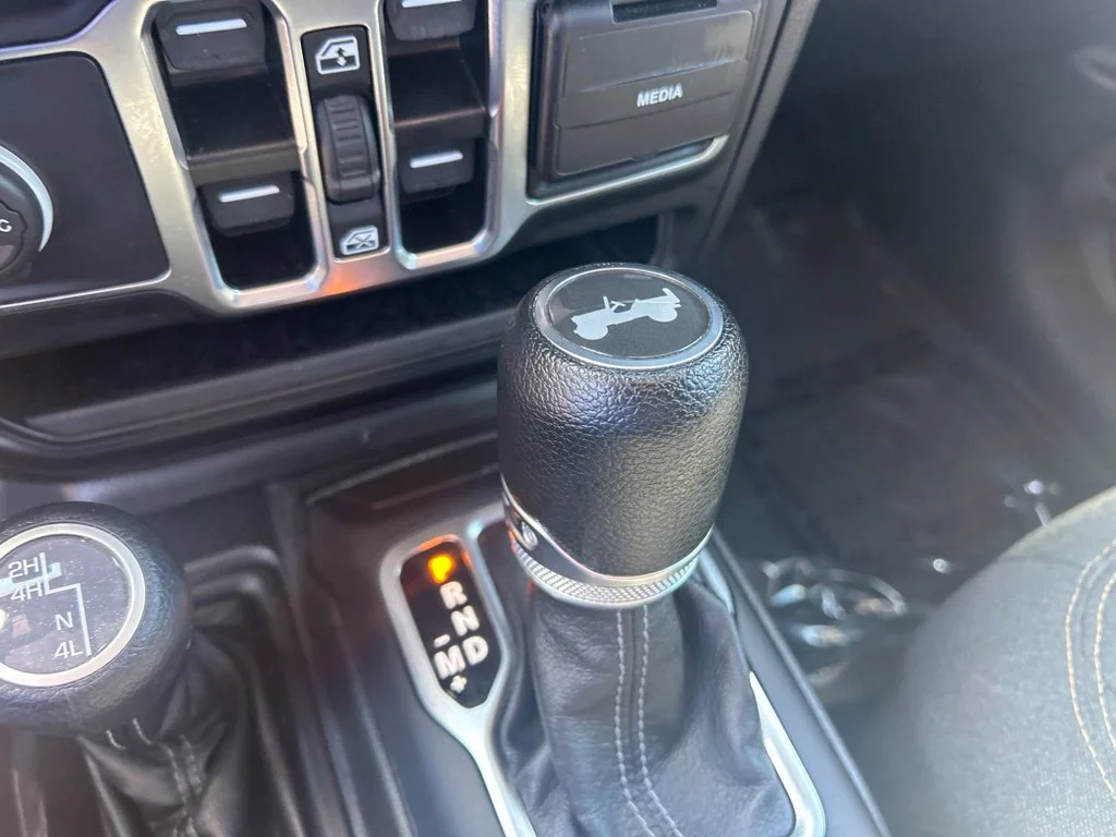 Used 2024 Red Jeep Sport S image 14