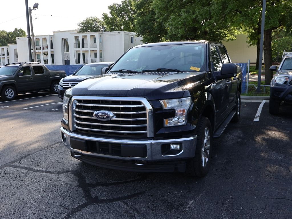 Used 2017  Ford XLT image 3