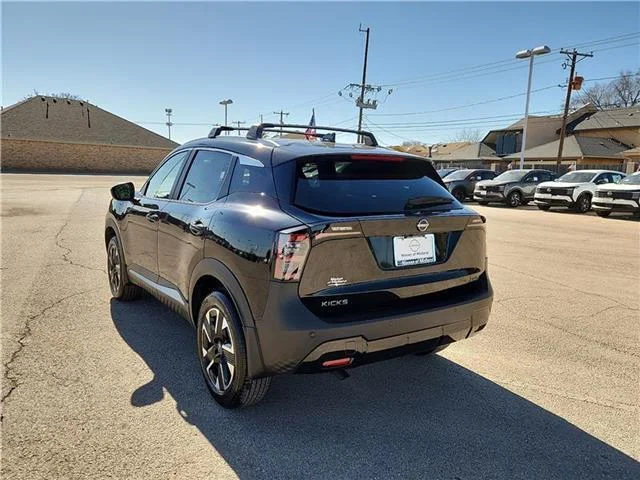 New 2026 KH3 Super Blac Nissan SV All-Wheel Drive image 2