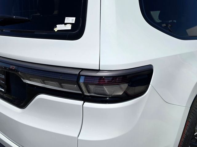 New 2026 Bright White Clear-Coat Exterior Paint Jeep Limited Altitude image 36