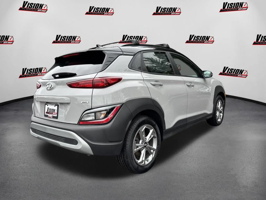Used 2023 Silver Hyundai SEL image 13