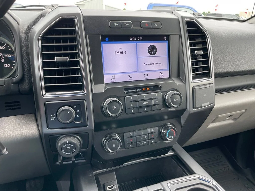 Used 2019 Ruby Red Metallic Ford XLT image 10