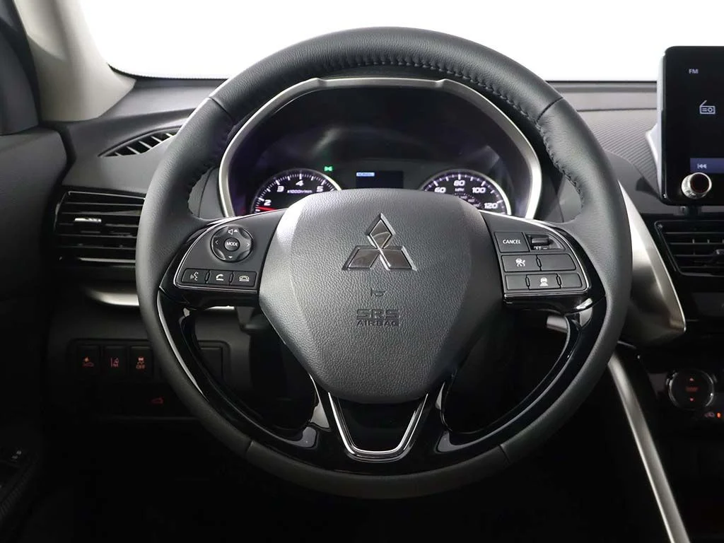 New 2026 White Mitsubishi SE 1.5T S-AWC image 35