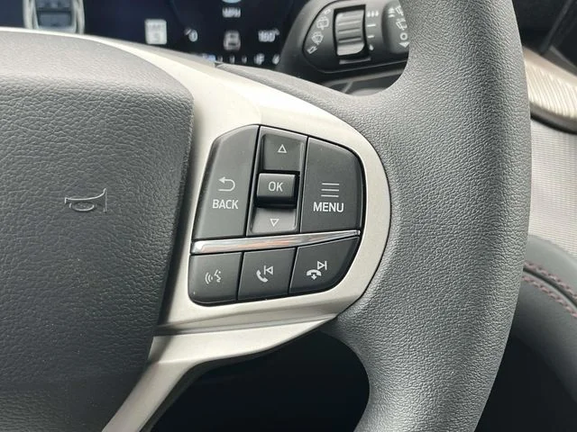 New 2026 Star White Metallic Tri-Coat Ford Active 100A image 18